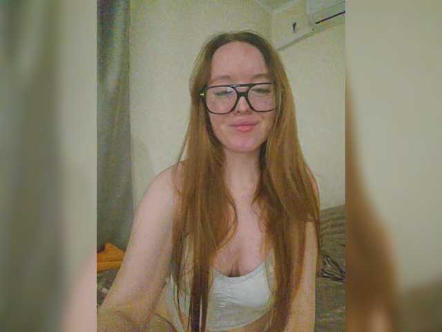 FeliciaMiler live cam on BongaCams