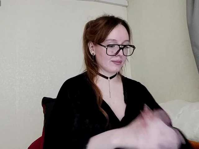 FeliciaMiler live cam on BongaCams
