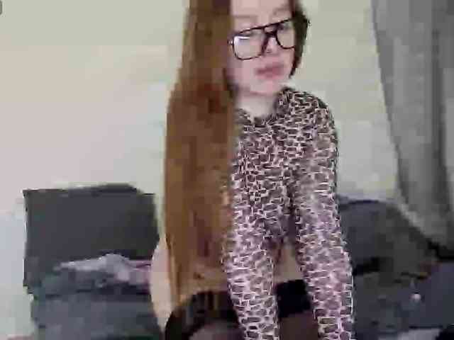 FeliciaMiler webcam