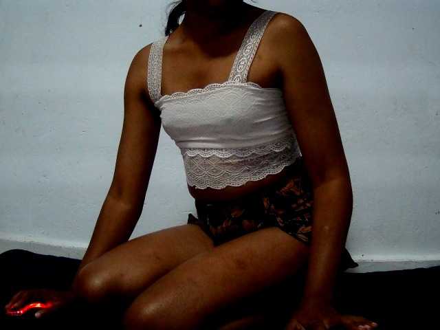 MyrahBelle live cam on BongaCams