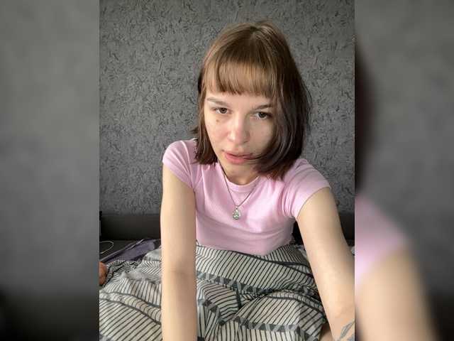 avelixxkaa live cam on BongaCams
