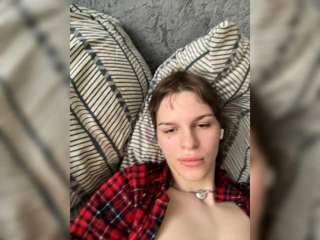 avelixxkaa live cam on BongaCams