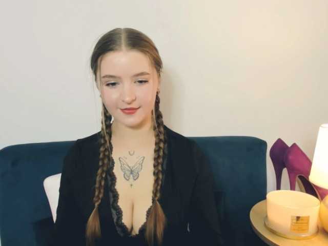 MargaretSecret live cam on BongaCams