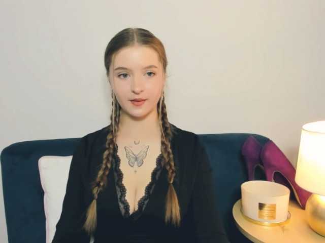 MargaretSecret live cam on BongaCams