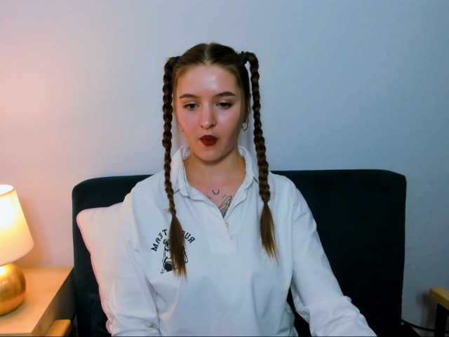 MargaretSecret live cam on BongaCams