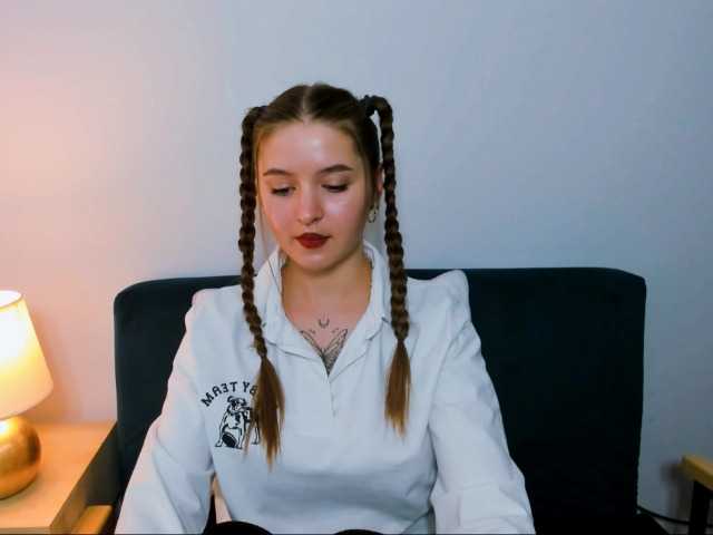 MargaretSecret live cam on BongaCams