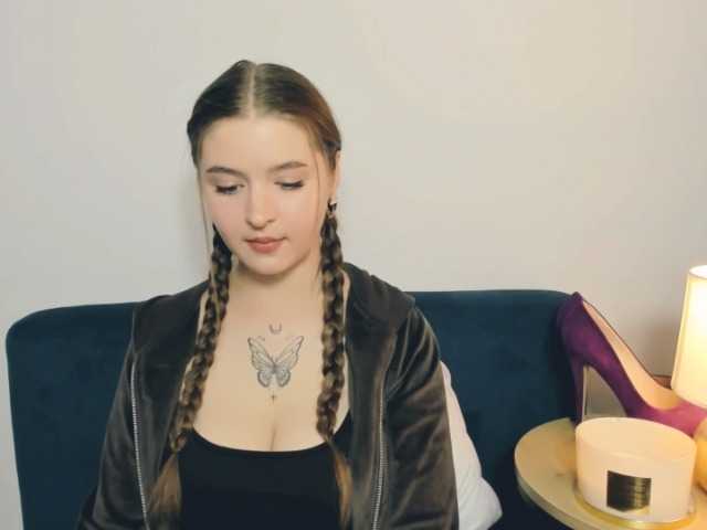 MargaretSecret live cam on BongaCams