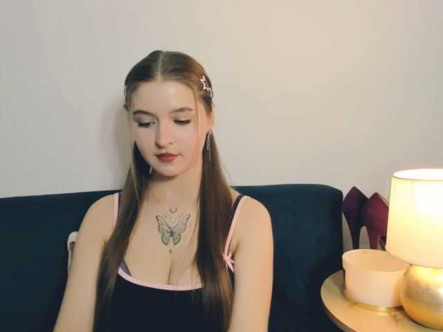 MargaretSecret live cam on BongaCams