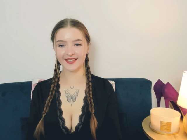 MargaretSecret live cam on BongaCams