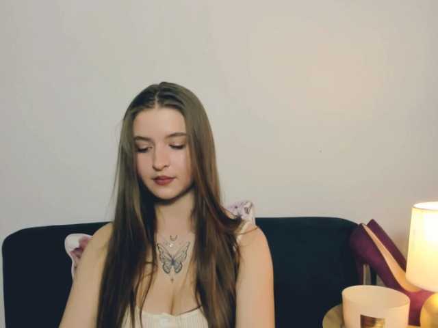 MargaretSecret live cam preview