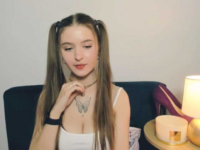 MargaretSecret live cam on BongaCams