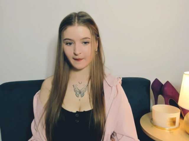 MargaretSecret live cam preview
