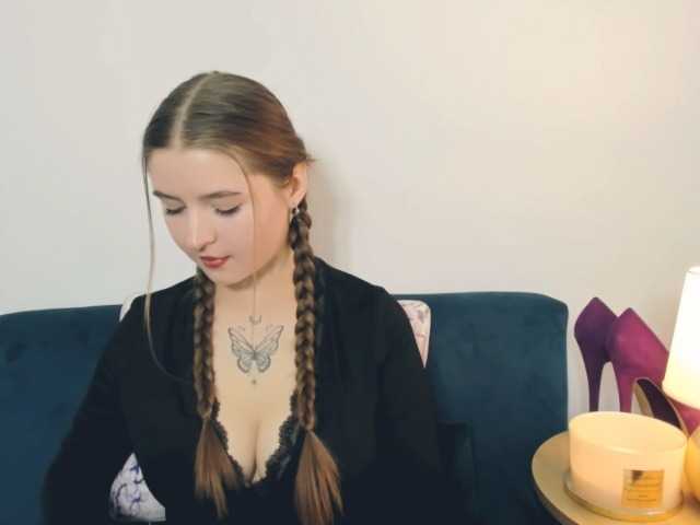 MargaretSecret live cam on BongaCams
