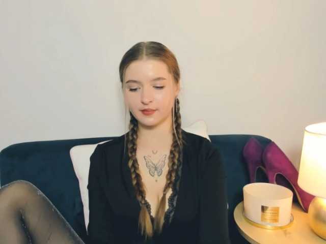 MargaretSecret live cam preview