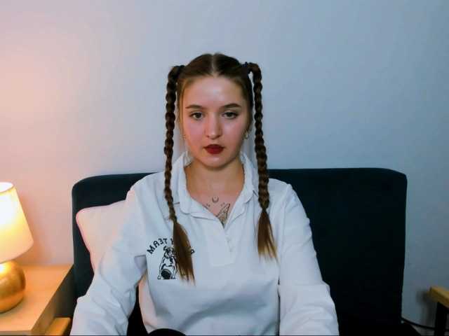 MargaretSecret live cam on BongaCams