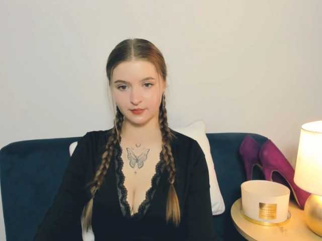 MargaretSecret live cam on BongaCams