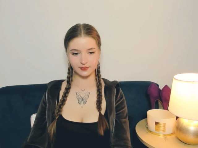 MargaretSecret live cam on BongaCams