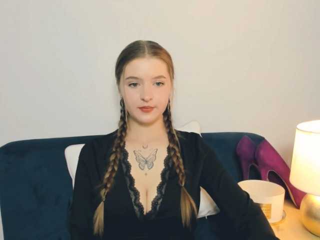 MargaretSecret live cam on BongaCams