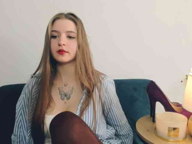 MargaretSecret webcam