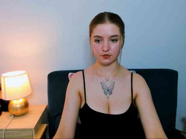 MargaretSecret webcam