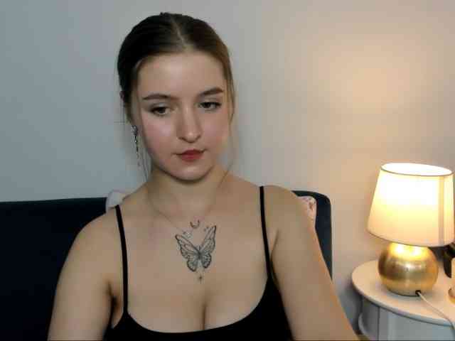 MargaretSecret webcam