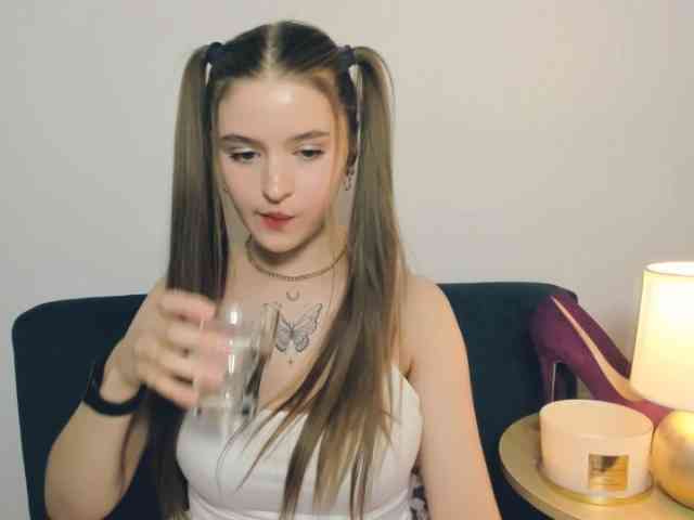 MargaretSecret webcam