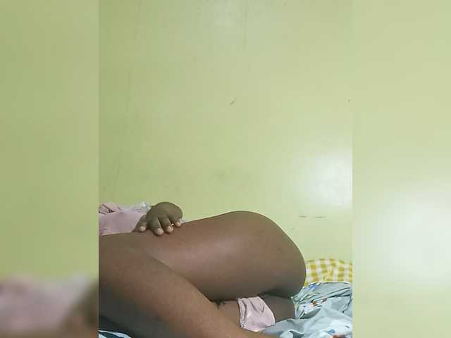 SweetBella-1 live cam on BongaCams