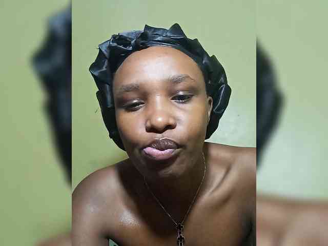 SweetBella-1 webcam