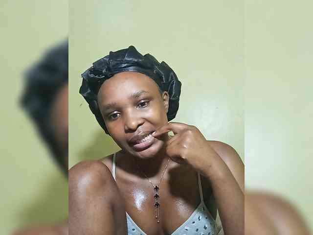 SweetBella-1 webcam