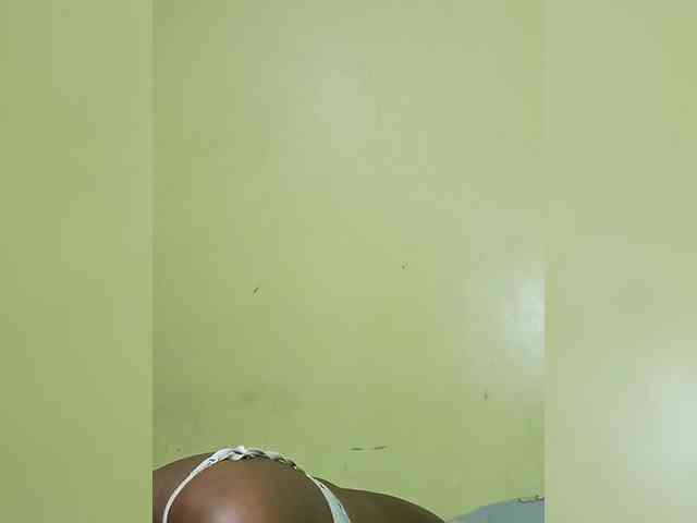 SweetBella-1 webcam