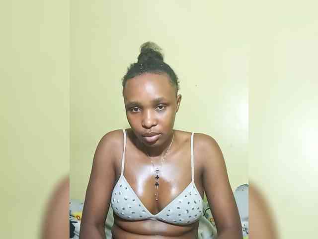SweetBella-1 webcam