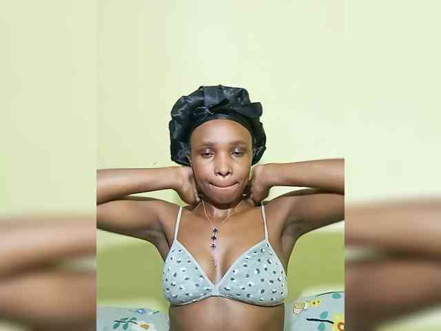 SweetBella-1 webcam