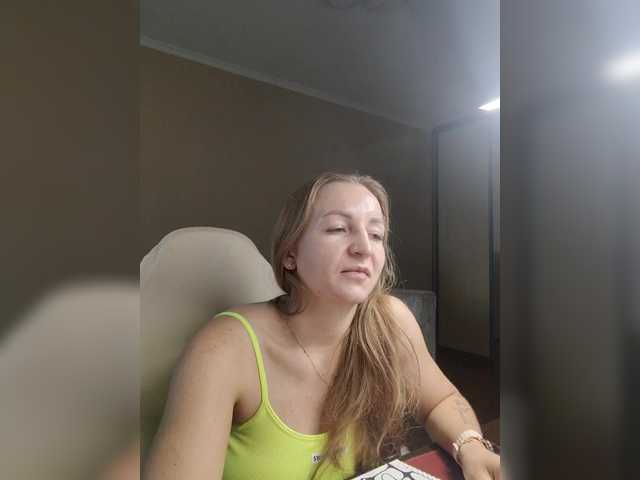 Velvixa live cam on BongaCams