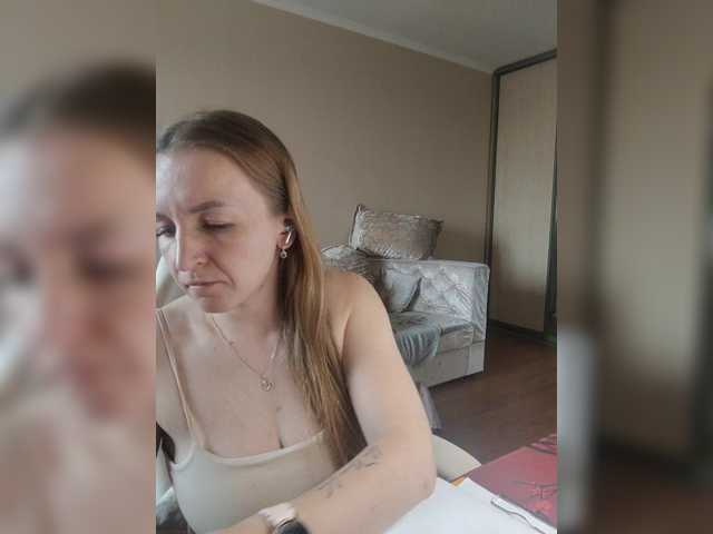 Velvixa live cam preview