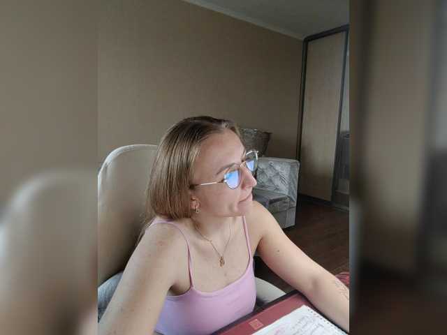 Velvixa live cam on BongaCams