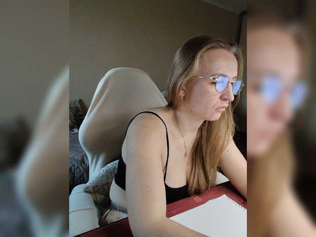 Velvixa live cam on BongaCams