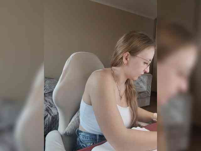 Velvixa webcam
