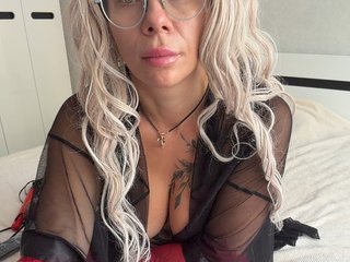 HotDesire
