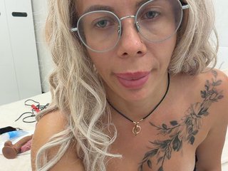 HotDesire Porn Show