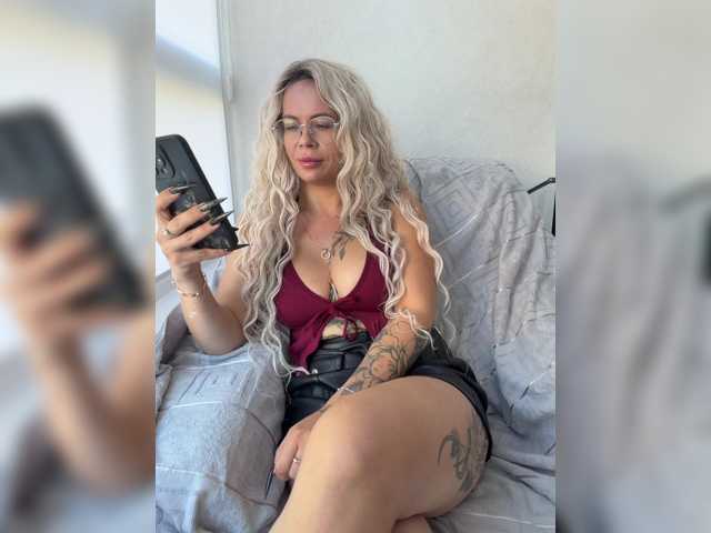 HotDesire