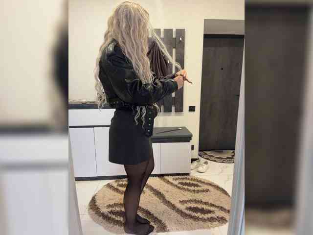 HotDesire