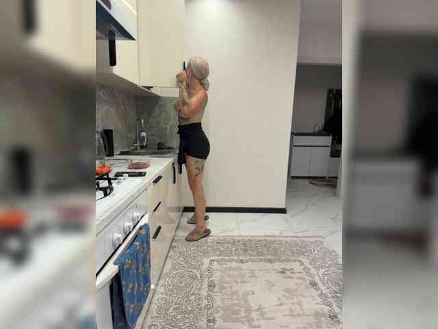 HotDesire