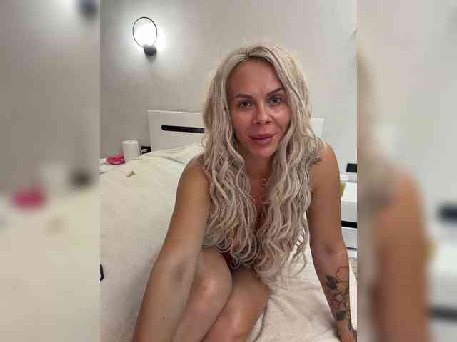 HotDesire
