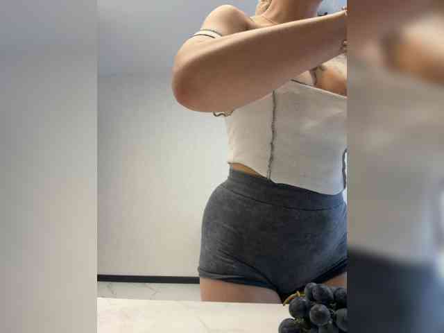 HotDesire