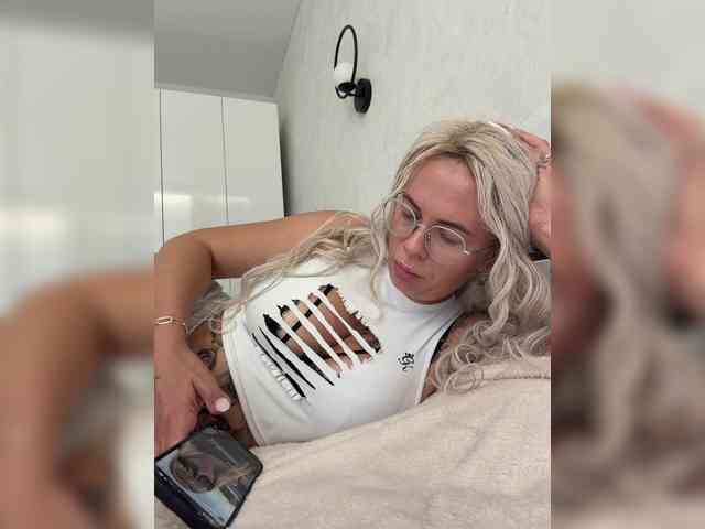 HotDesire