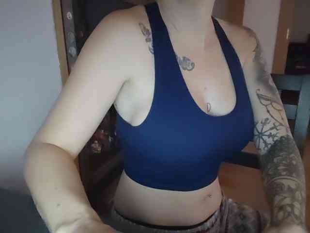 Modelo: Jadebratz
