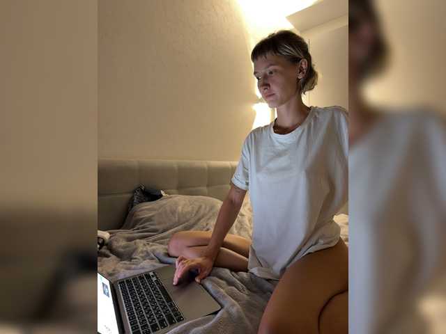 leyla2-0 live cam on BongaCams