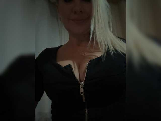 Alinachka live cam on BongaCams
