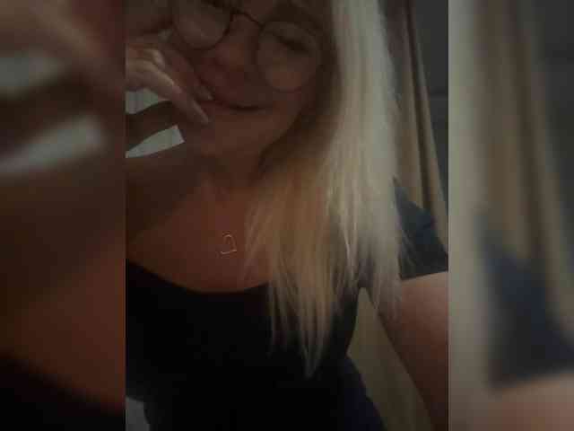 Alinachka webcam