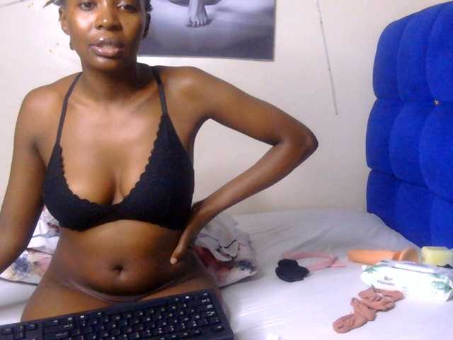 CocoPookie live cam preview